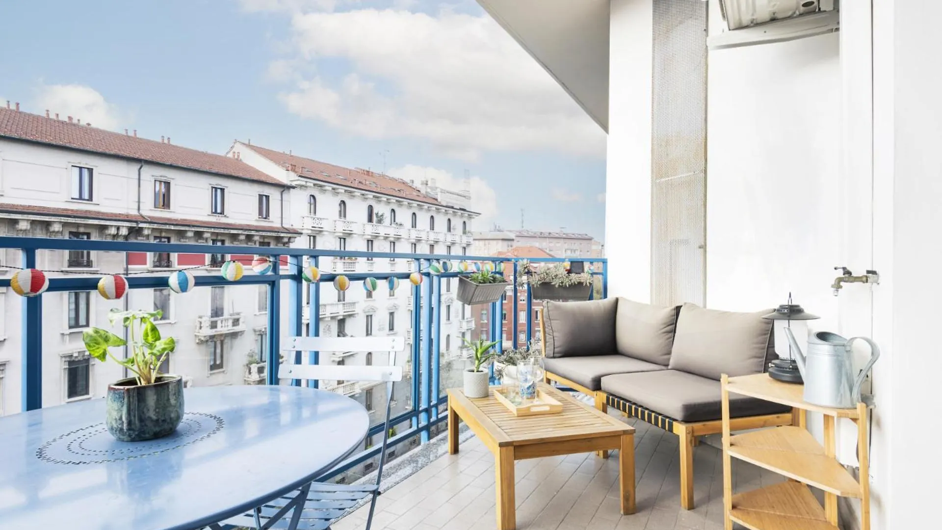 Easylife -Accogliente Unita Su Due Livelli A Isola Apartment Milan 0*,  Italy