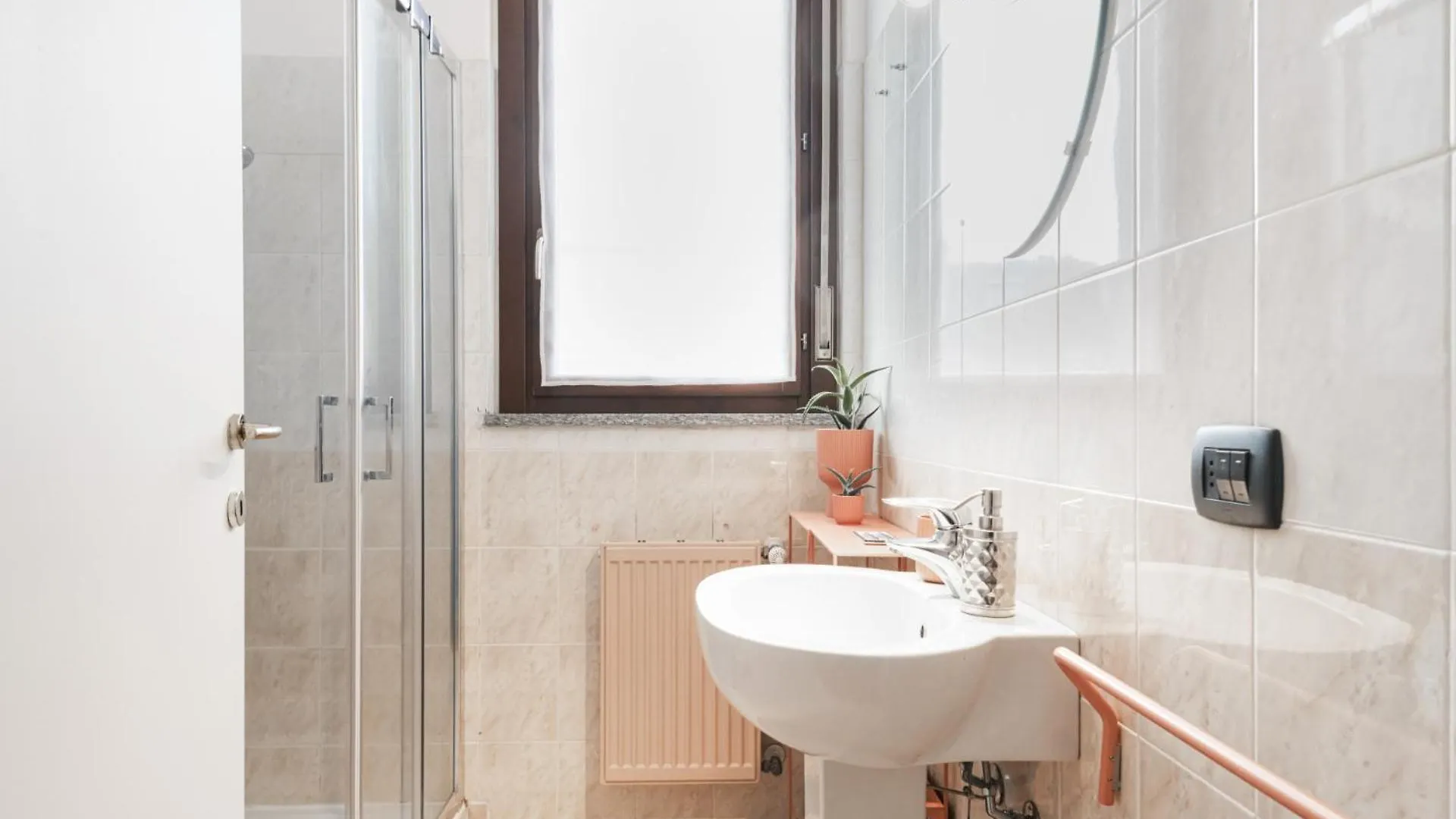 Easylife -Accogliente Unita Su Due Livelli A Isola Apartment Milan 0*,  Italy