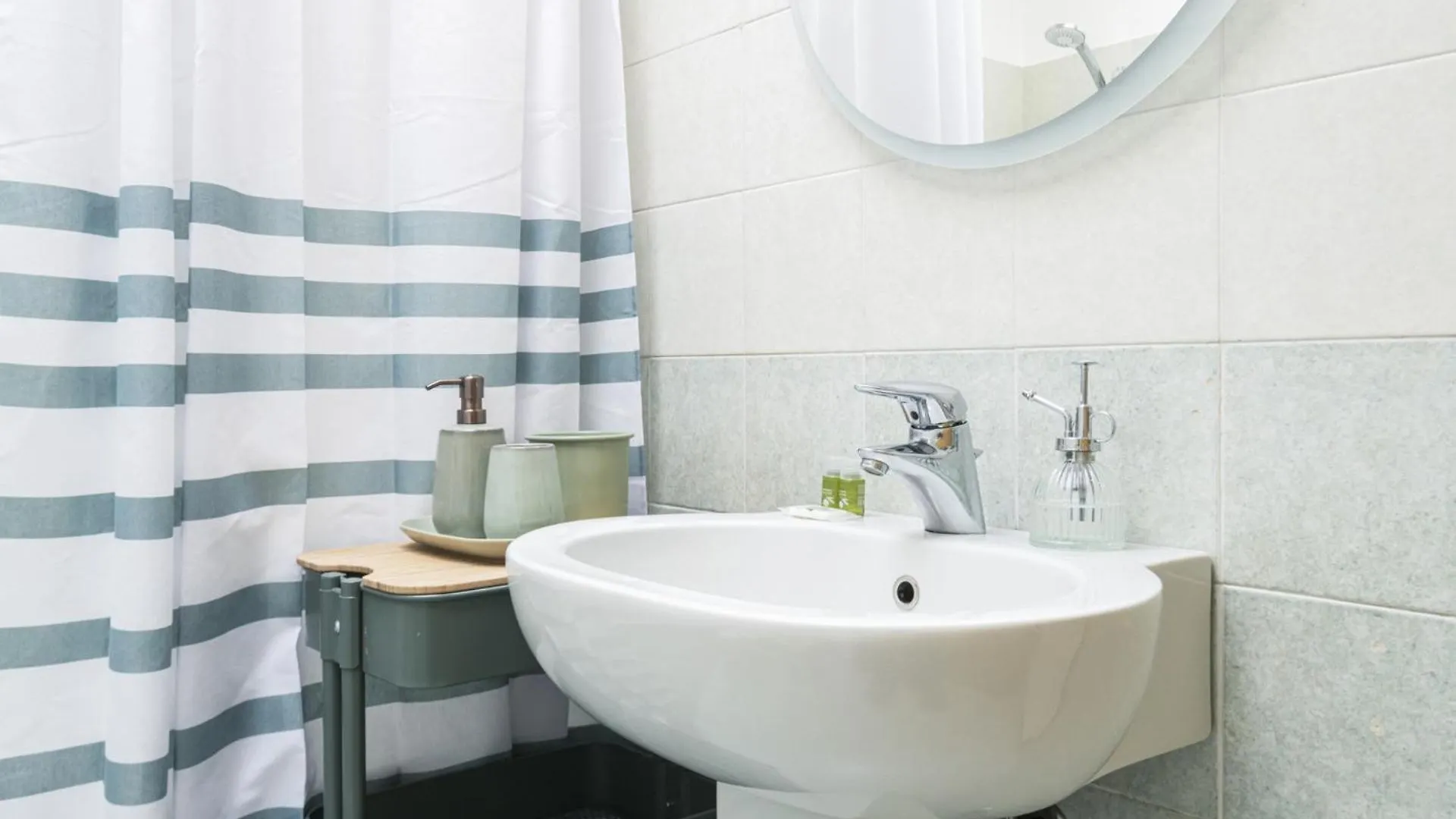Easylife -Accogliente Unita Su Due Livelli A Isola Apartment Milan 0*,